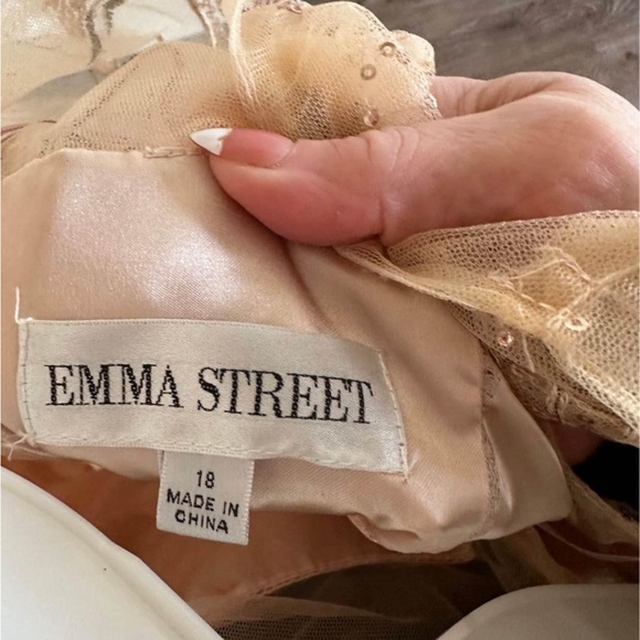 Emma Street rose gold Mother of the Bride gown size 18 - Picture 3 of 4